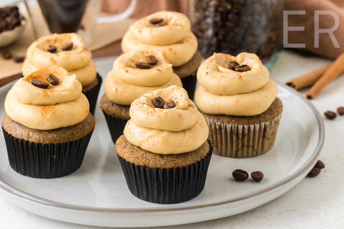 ☕ Coffee Cupcakes with Coffee Buttercream
