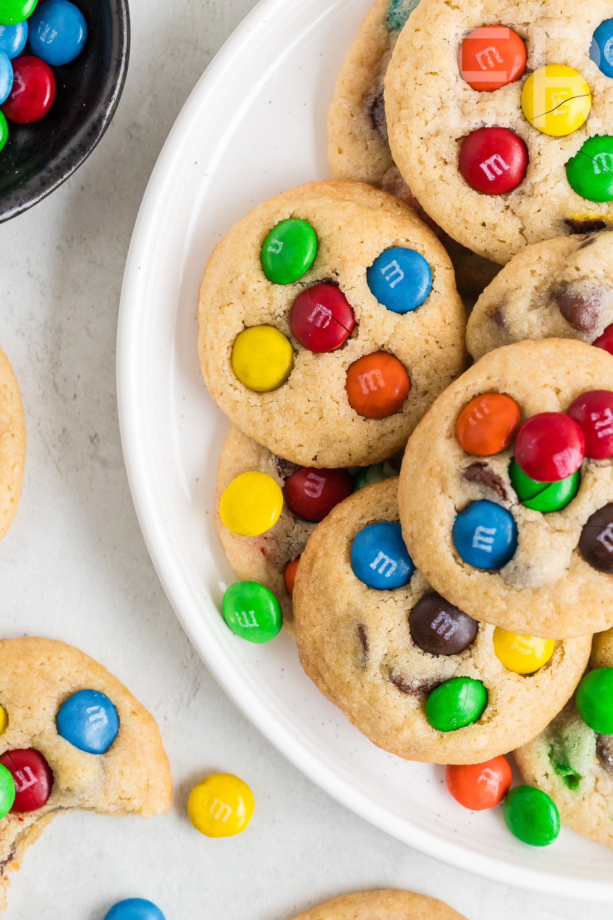 🍪 Chocolate Chip M&M Cookies