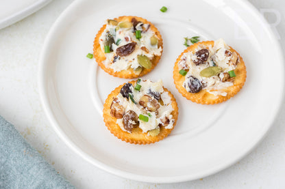 Easy Cheese Ball with Raisins & Pecans