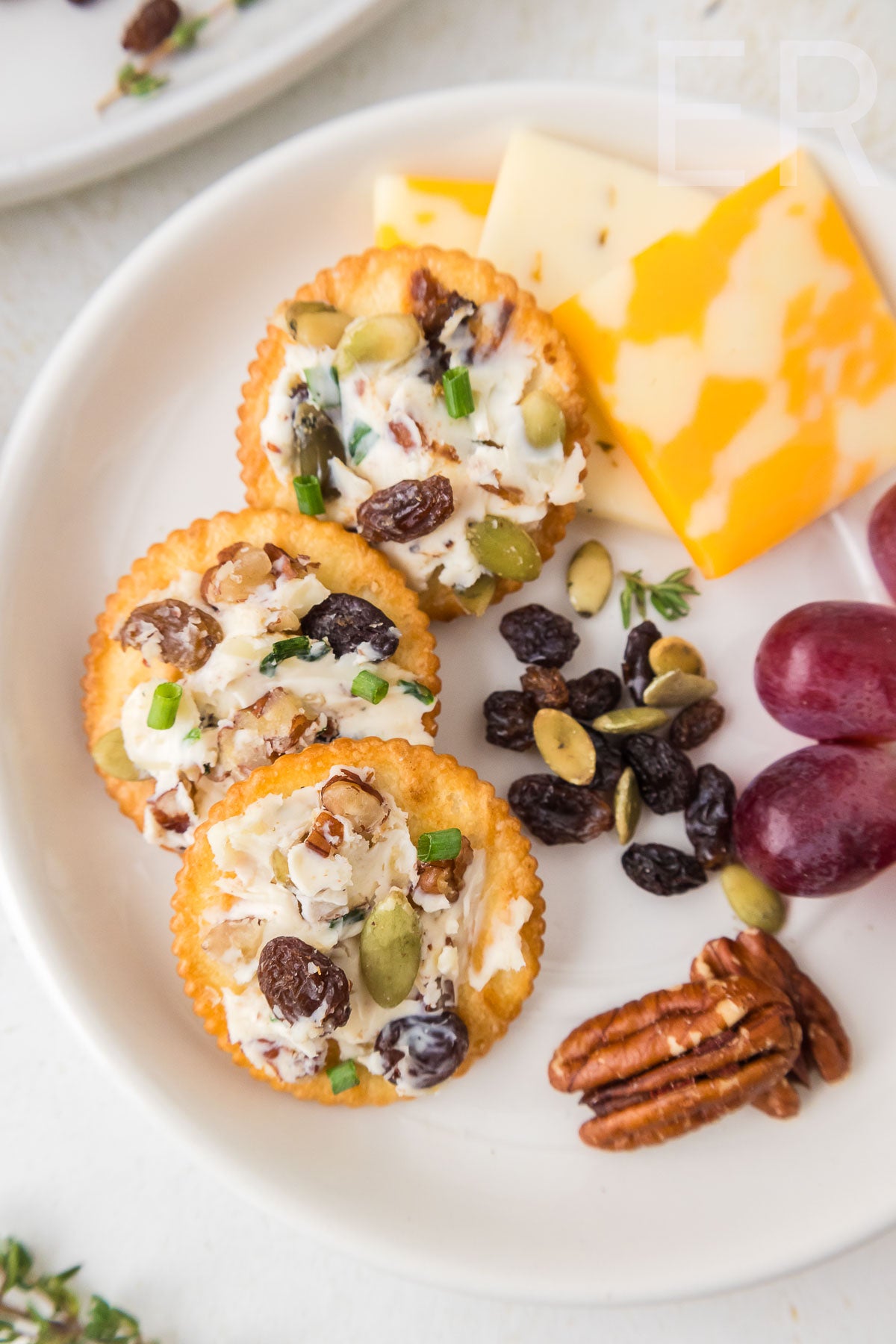 Easy Cheese Ball with Raisins & Pecans