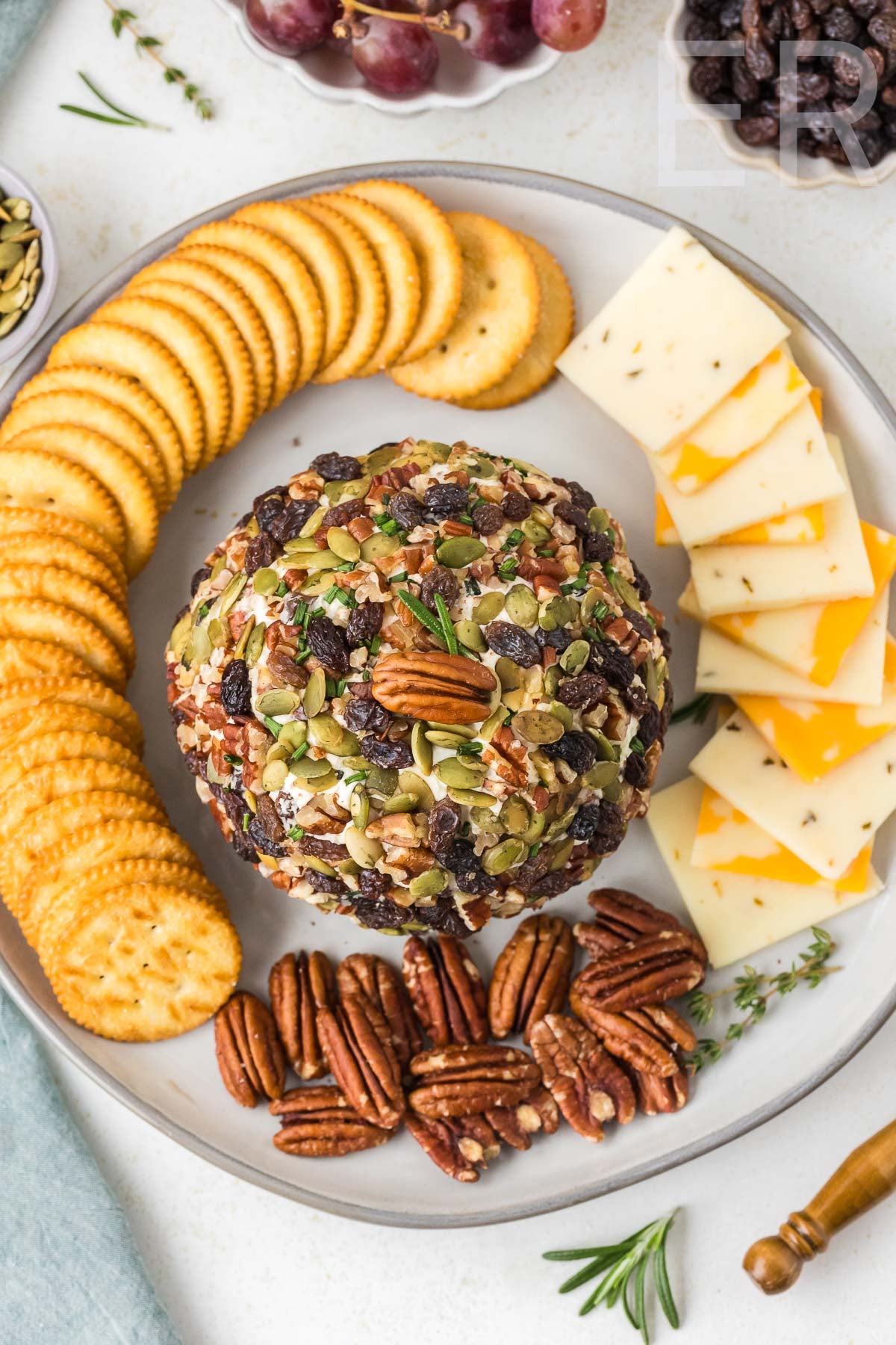 Easy Cheese Ball with Raisins & Pecans