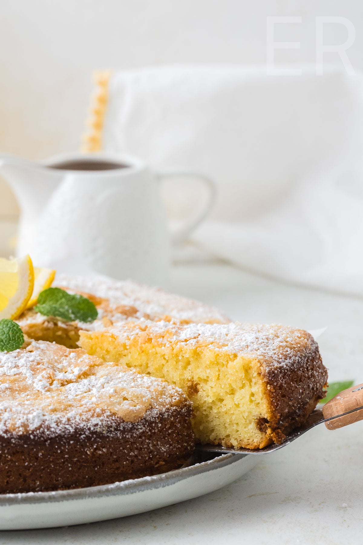 🍋 Lemon Olive Oil Cake
