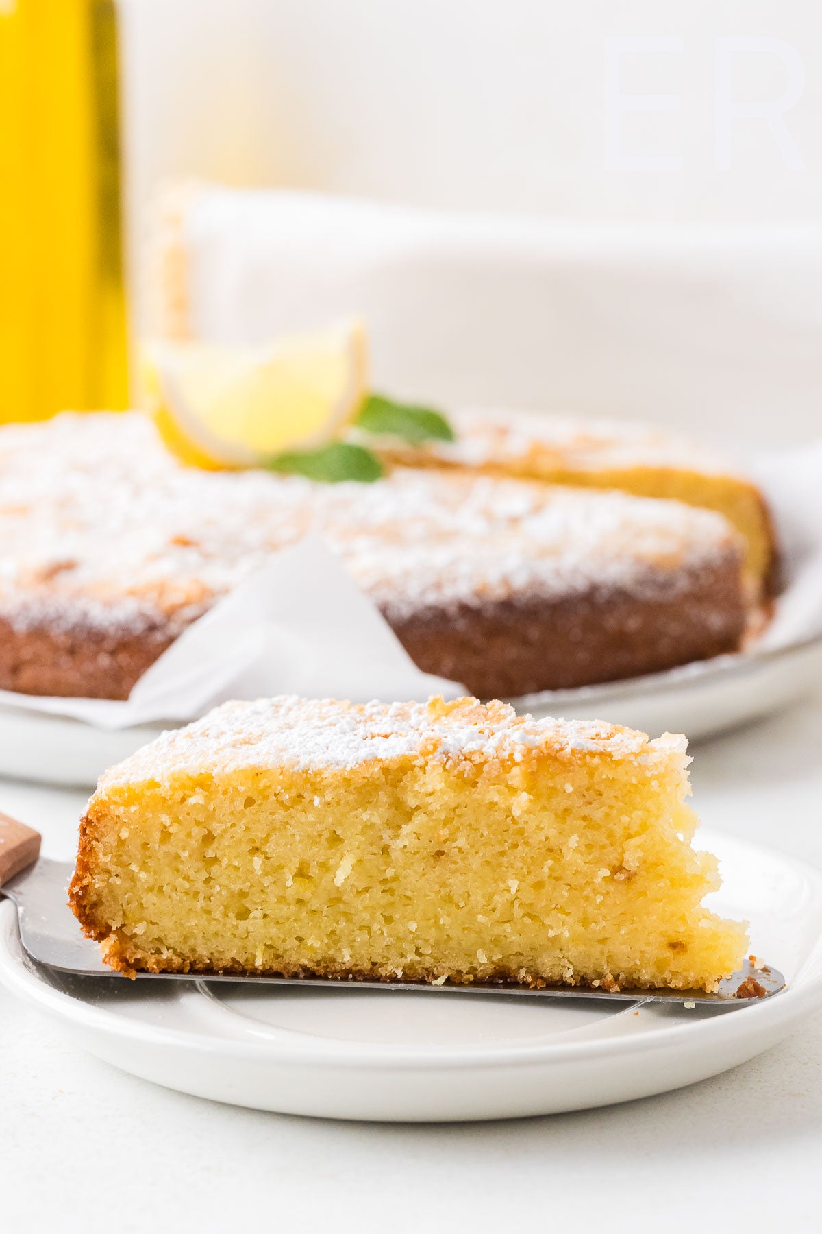🍋 Lemon Olive Oil Cake