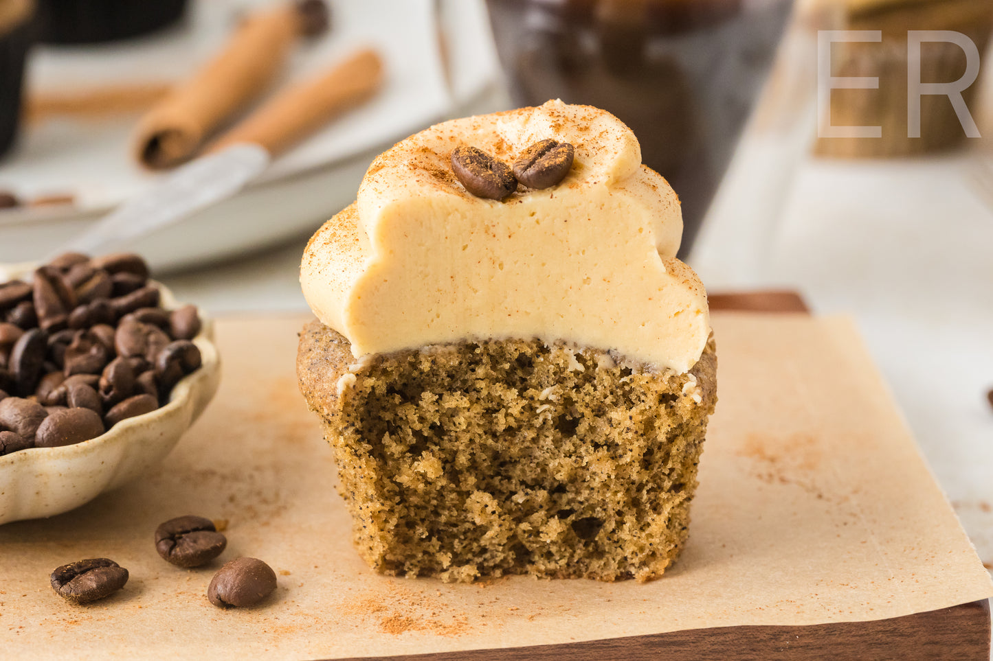 ☕ Coffee Cupcakes with Coffee Buttercream