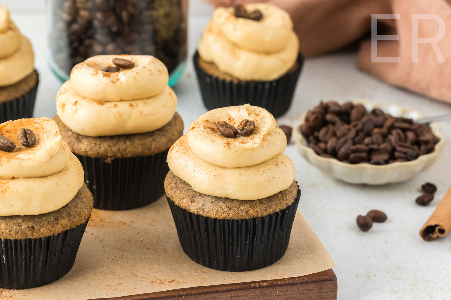 ☕ Coffee Cupcakes with Coffee Buttercream