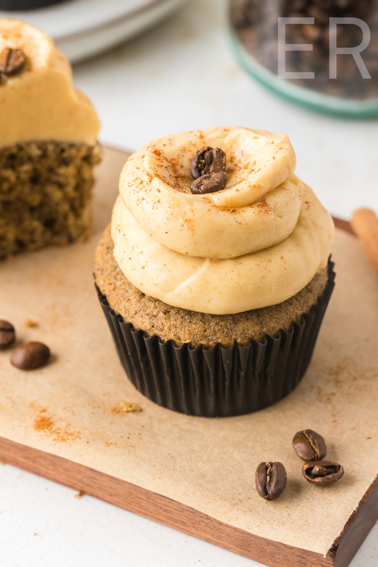 ☕ Coffee Cupcakes with Coffee Buttercream