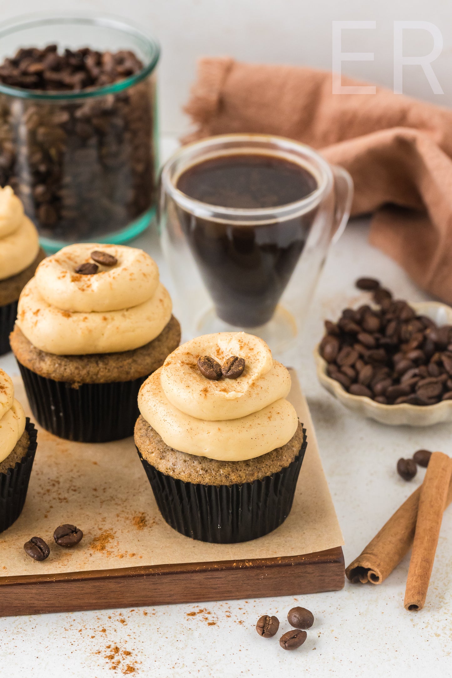 ☕ Coffee Cupcakes with Coffee Buttercream