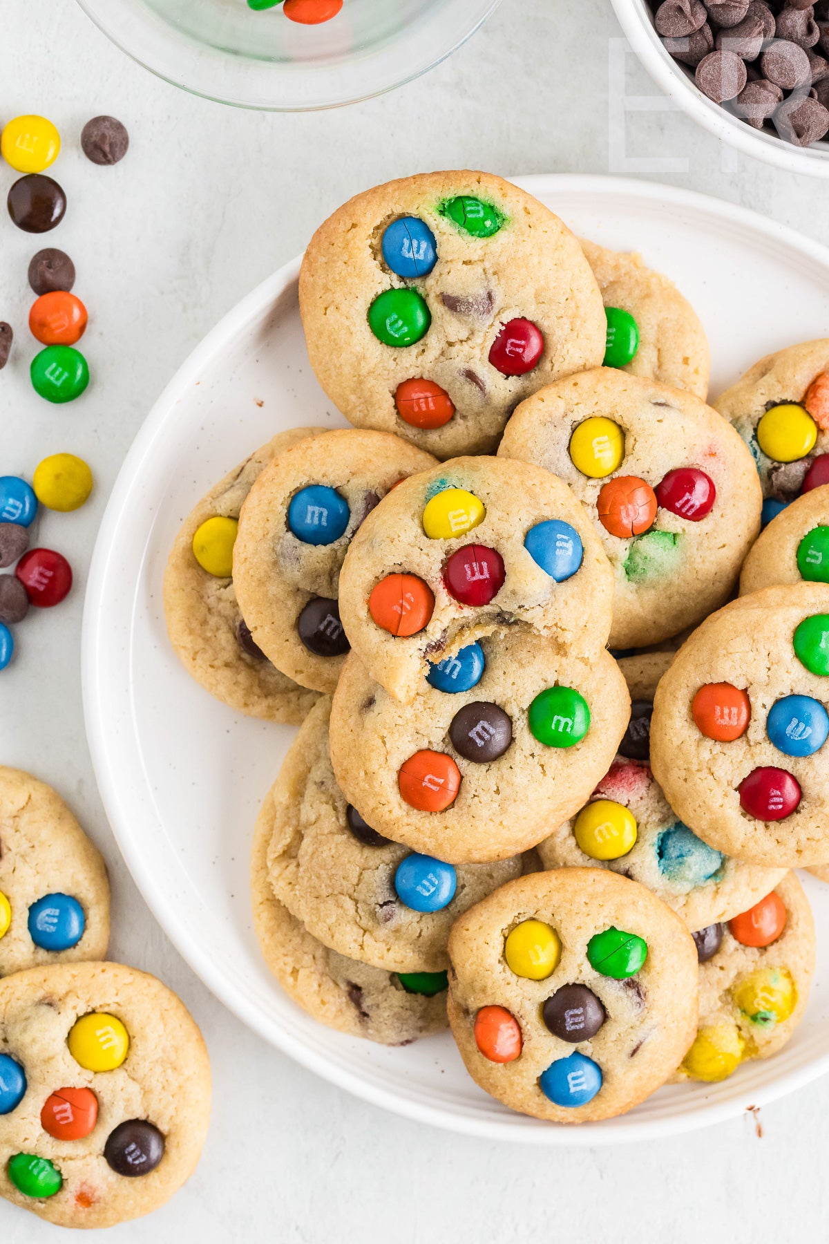 🍪 Chocolate Chip M&M Cookies