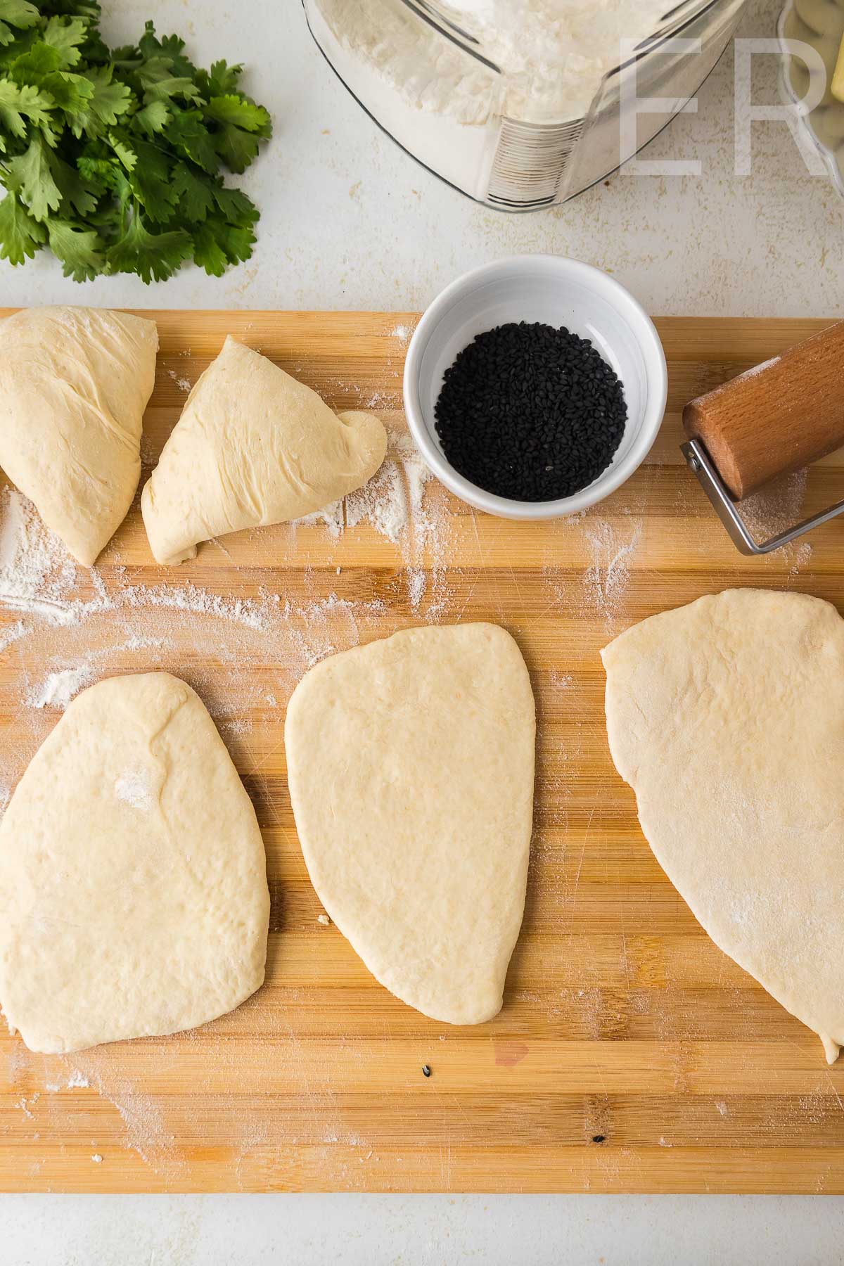 Easy Homemade Black Sesame Naan 🫓