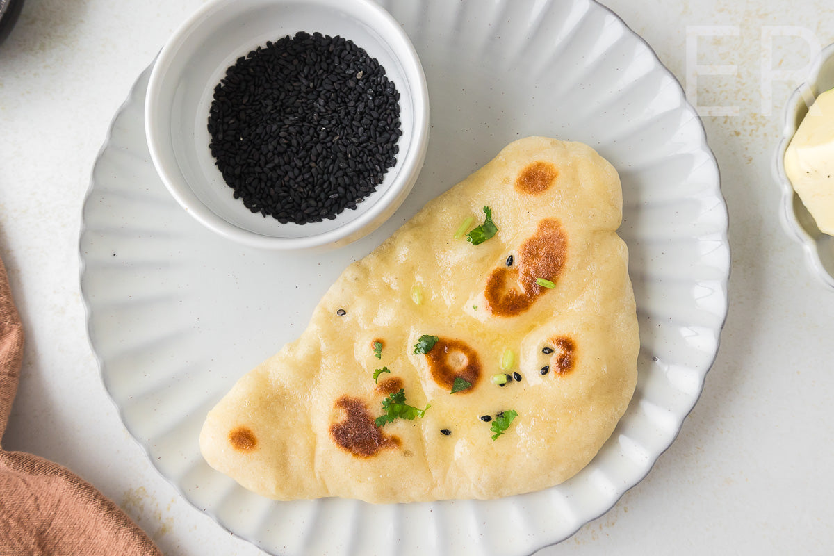 Easy Homemade Black Sesame Naan 🫓