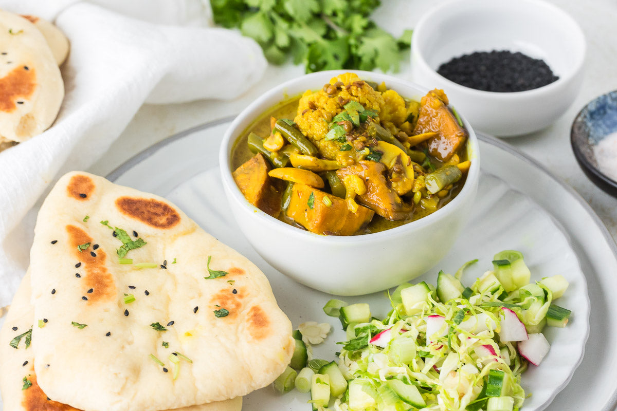 Sweet Potato, Cauliflower, and Green Bean Curry 🍠