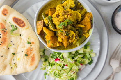 Sweet Potato, Cauliflower, and Green Bean Curry 🍠