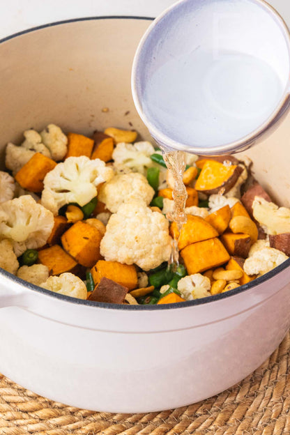 Sweet Potato, Cauliflower, and Green Bean Curry 🍠