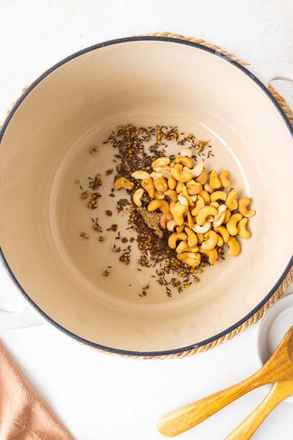 Sweet Potato, Cauliflower, and Green Bean Curry 🍠